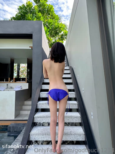【2023_02_14】I_was_exposed_naked_in_the_wild_and_poisoned❤.m4v